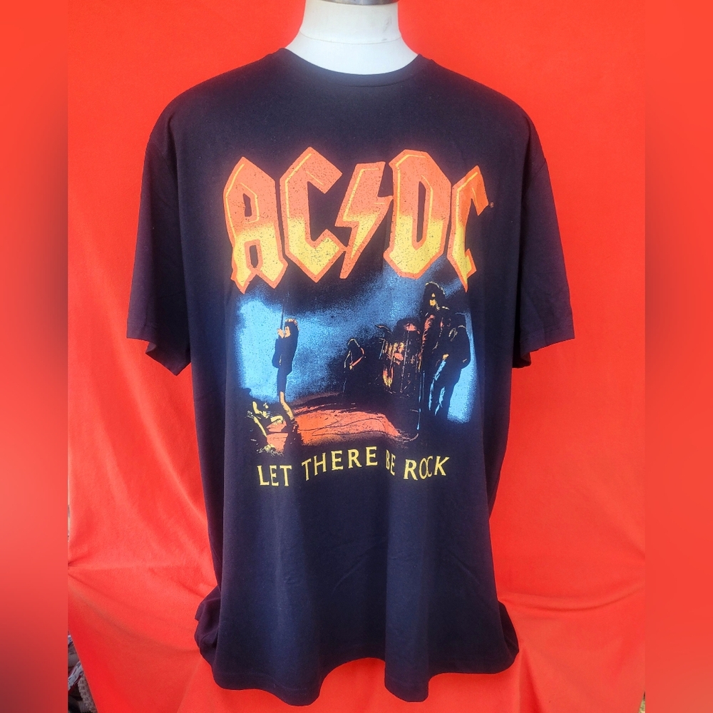 ACDC T-SHIRT (3XL) LET THERE BE ROCK NEW WHIT TAGS